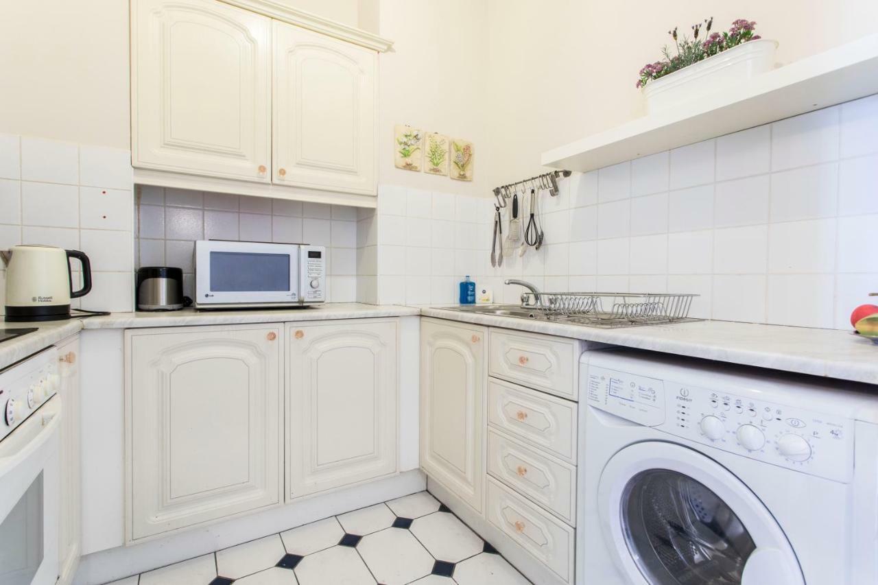 St Patricks Cathedral Self Catering Apartment Dublin Exterior photo