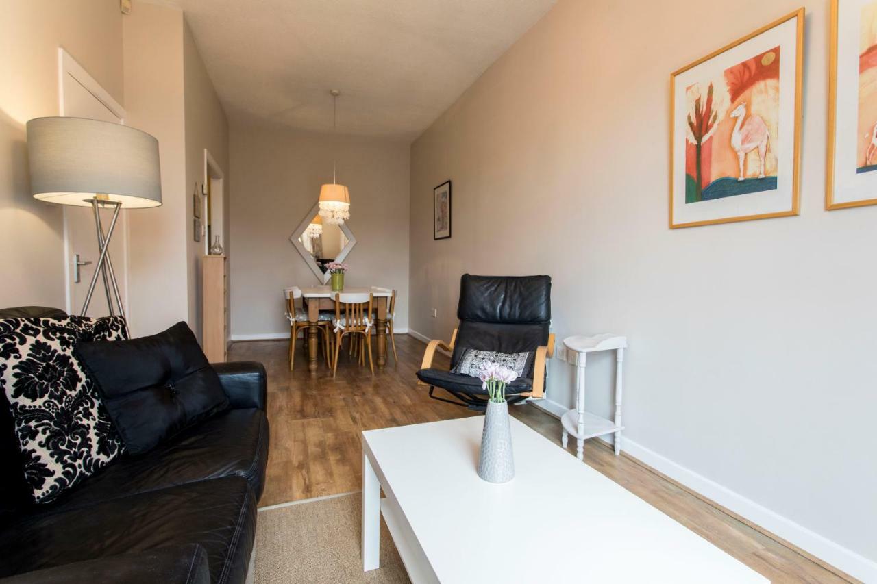 St Patricks Cathedral Self Catering Apartment Dublin Exterior photo